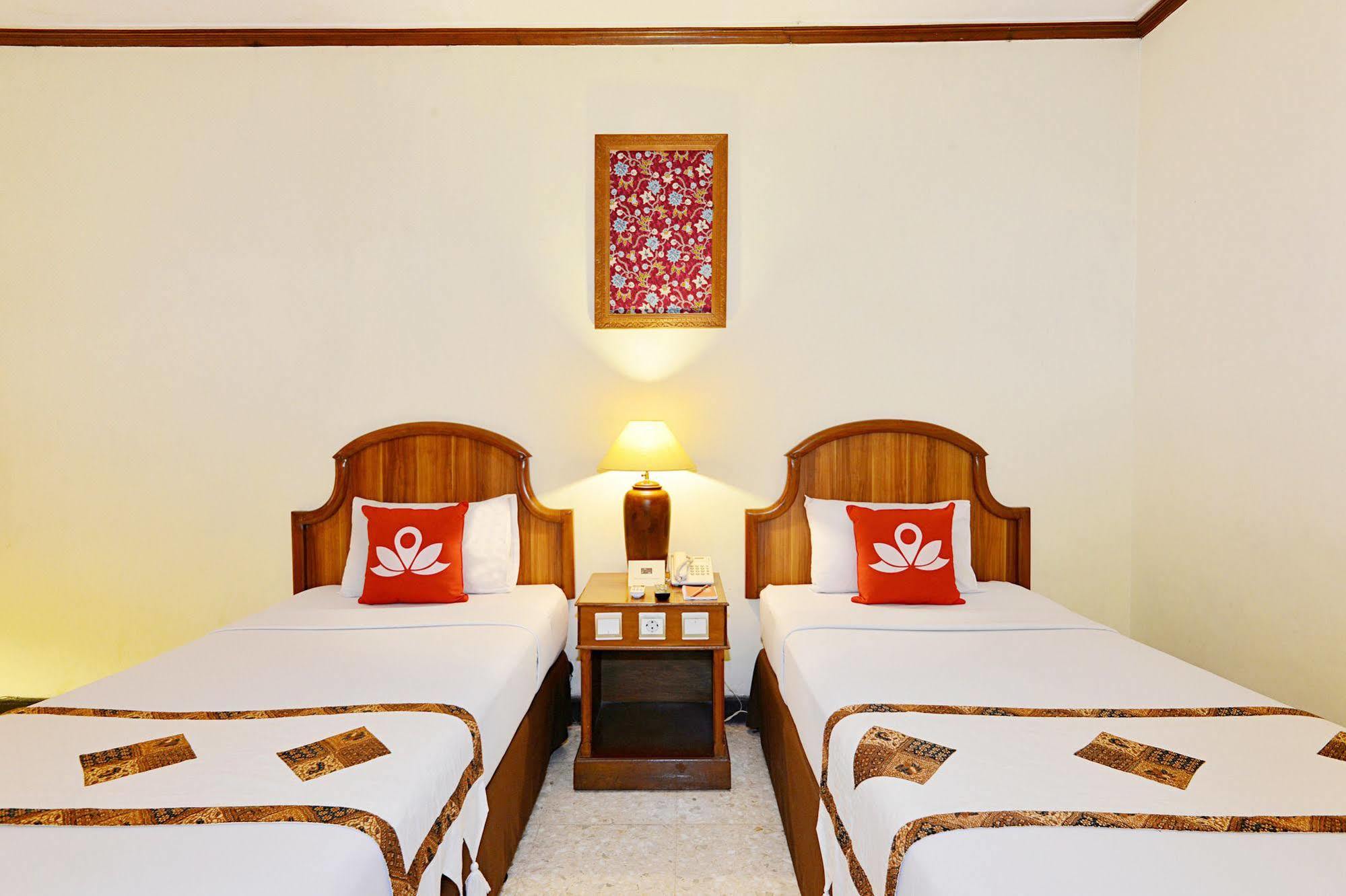 Zen Rooms Jogja Cendrawasih Pakualaman Εξωτερικό φωτογραφία