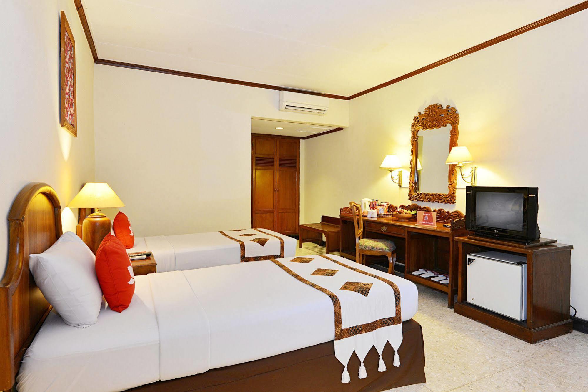 Zen Rooms Jogja Cendrawasih Pakualaman Εξωτερικό φωτογραφία